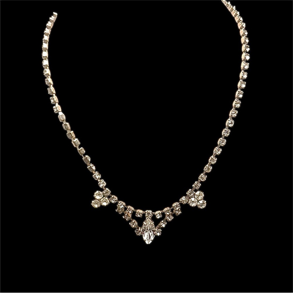 Albert Weiss Teardrop Vintage Necklace